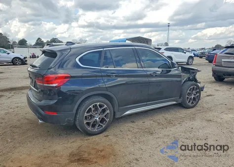 2021 BMW X1 xDrive28I из США, поврежденный, VIN WBXJG9C07M5T41973